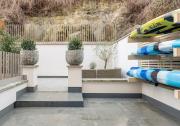 3 Bedroom, 3 bathroom large flat with sea views!