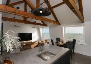 2 bedroom Loft apartment with sea views in St Leonards on Sea