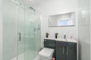 Cosy a Bedroom flat Central London