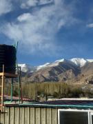 Top Leh