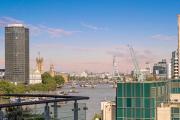 Modern Riverside 2BR - Free Early Check in & Late Checkout Available
