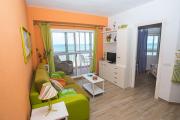 Bonaire Mediterranean Studio, Primera Línea Gandia