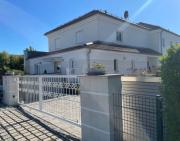 Residence Blanc Suites - Private Ferienresidenz mit Pool & Garten