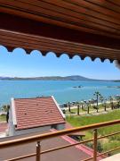 Scenic Cunda View Duplex with Terrace Near Beach