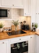 Top Royal Wootton Bassett