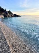 Top Himare