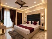 Grand Vista Retreat - A Luxury Mountain View Hotel In Mussoorie ! Free Parking ! Balcony Roms