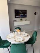 Elysium SeaView - Mamaia Building Resort II