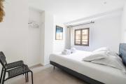 A C flat 1BDR 4P in the heart of Cannes – Old Port