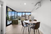Top Braddon