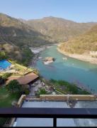 ALOHA DIVINE GANGES APARTMENTS with INFINITY POOL