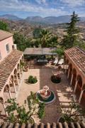 Top Comares