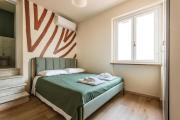 Nicolas Home