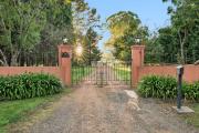 Top Moss Vale