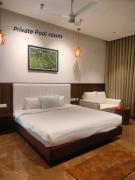 Top Athirappilly