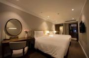 Bow Luxury 3