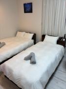 5 years old 8minute walk from Akabane station