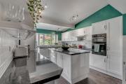 Top East Dereham