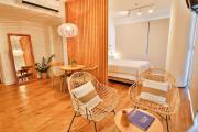 Modern & Bright Studio