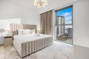 FIRST CLASS 2BR Captivating Burj Khalifa View