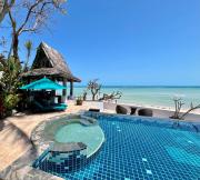 Villa Sunrise - Golden Beachfront