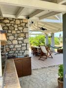 Top Methoni