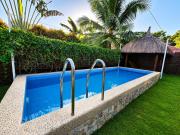Villas Flora Bella Sunflower