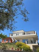 Top Amarinthos