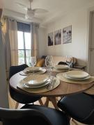 Apartamento moderno e equipado, 2 Quartos com ar, região central, VLT na porta, perto da Rodoviaria e Aeroporto SDU