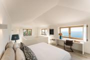 Casa Pôr do Sal - Boutique Suites, Sea Views & Heated Pool