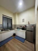 VH HOMES l Sutera Avenue l 2BR Family Suite