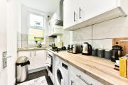 Top Ealing