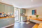 Top Llanddeiniolen