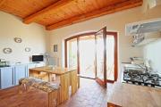Picchio - Charming Studio with Stunning Hill View at casolare il Montale Montelabbate