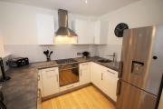 Friars Gate Central 2-Bed Apartment with Free Parking