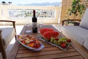Top Sitia