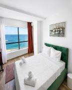 Olimp Sea View Apartments by Maritimo