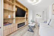 Top Loughton