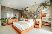 Modern Villa with Private Pool, Parking, Fast WIFI in Central Area