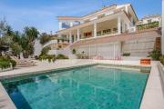 Luxury Villa & private pool by ELE Apartments