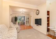 Spacious 3-Bedroom Home in Watford - Pass the Keys