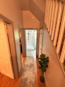 Colourful 2-Bed Flat Near Teesside Uni