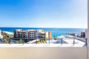 Santorini Luxury Room 7 - Private Balcony with Sea View, Parking and more