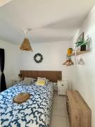 Appartement proche du port de carry le rouet