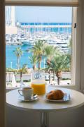 Vista al puerto de Alicante