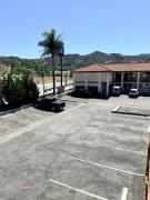 Top Castaic