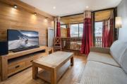 Cozy Renovated with Panoramic Mountain View