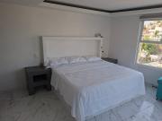 Top Acapulco
