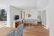 Cozy Holiday Home Close To Nature And Beach