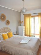 Boho Guesthouse Portimão - Cozy Stay Near Beaches